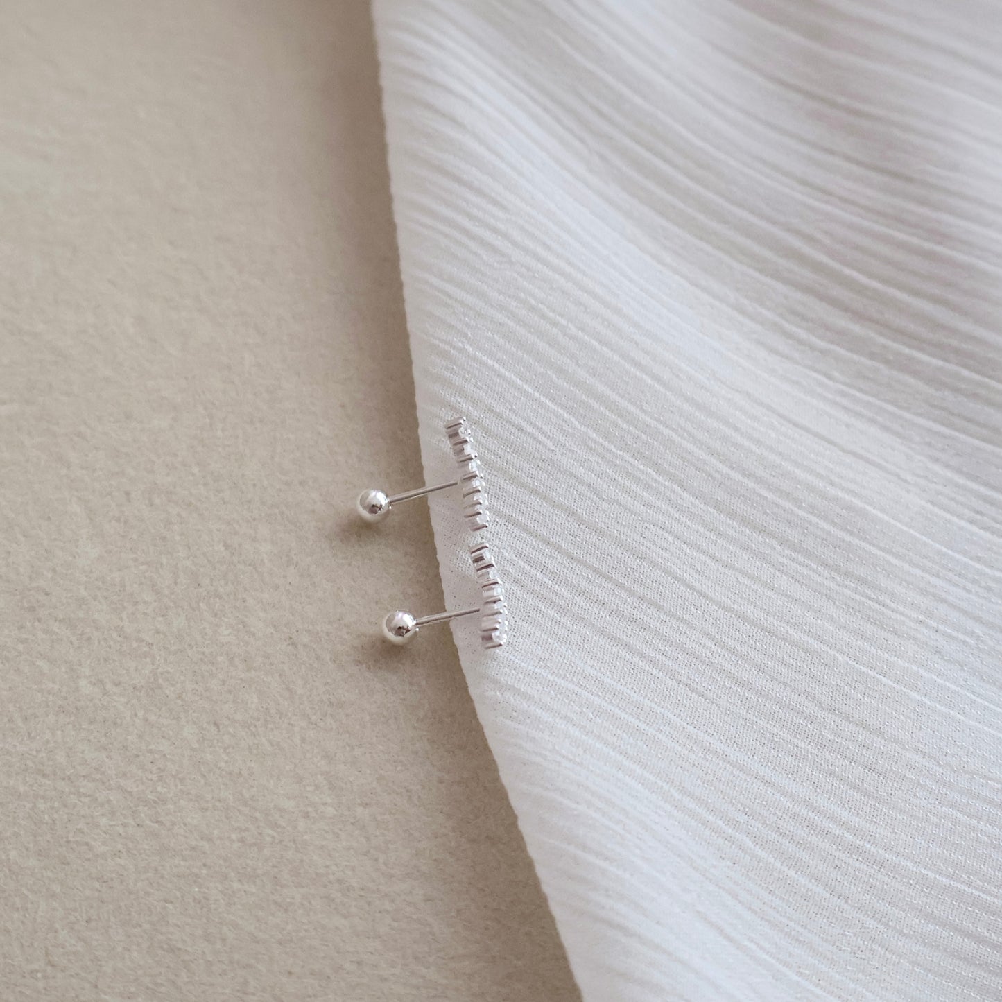 Moonbeam Row Studs Earrings