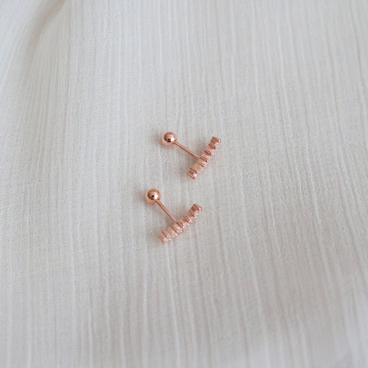 Moonbeam Row Studs Earrings